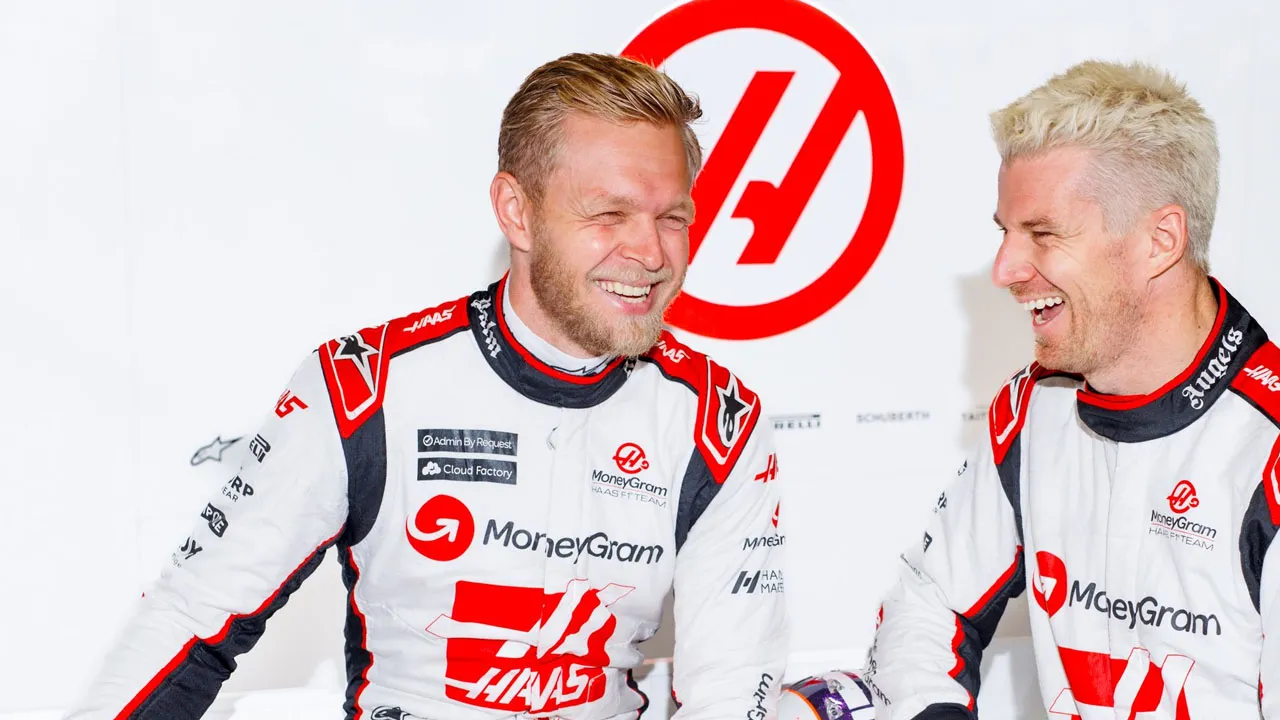 Kevin Magnussen with Nico Hulkenberg 