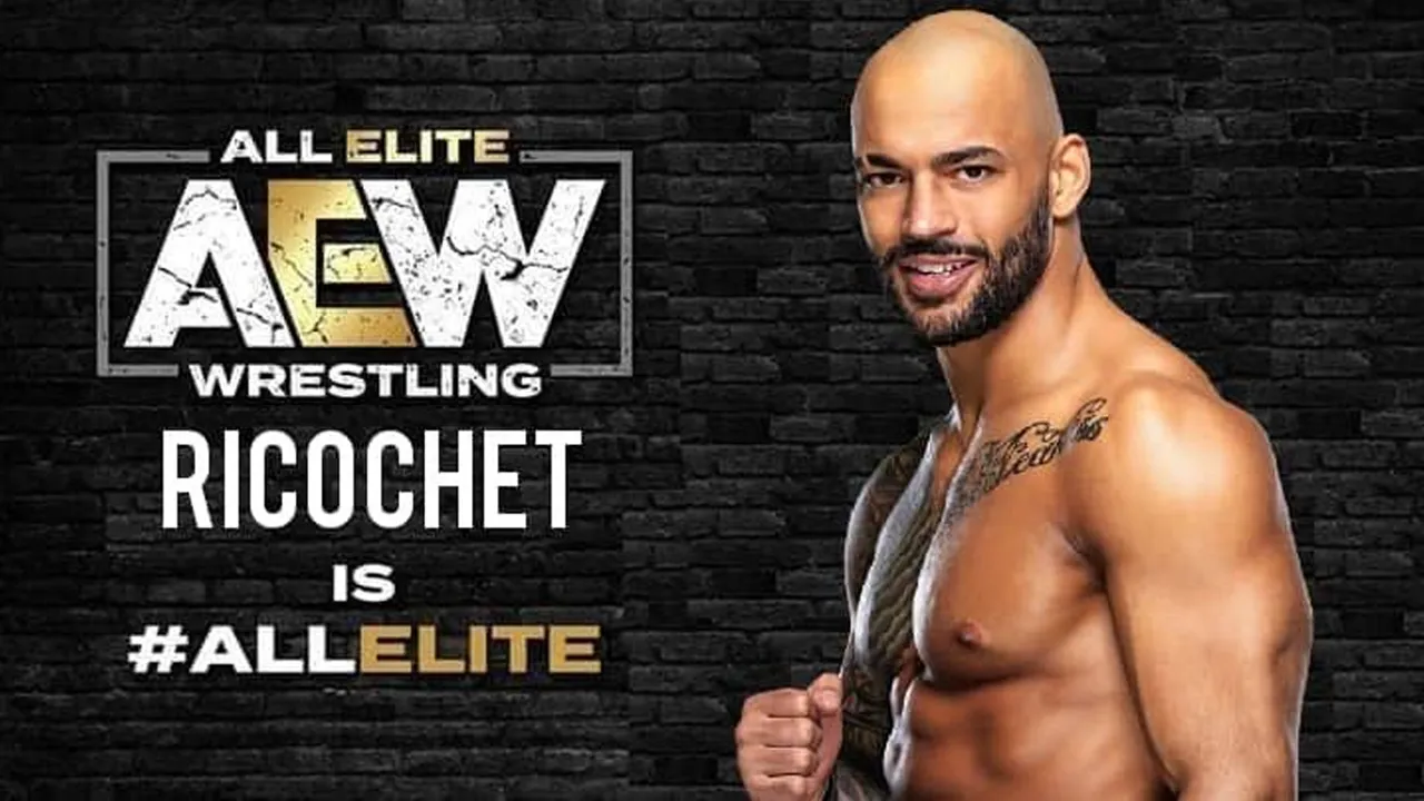 WATCH: Fans get excited as Ricochet signs new contract with AEW