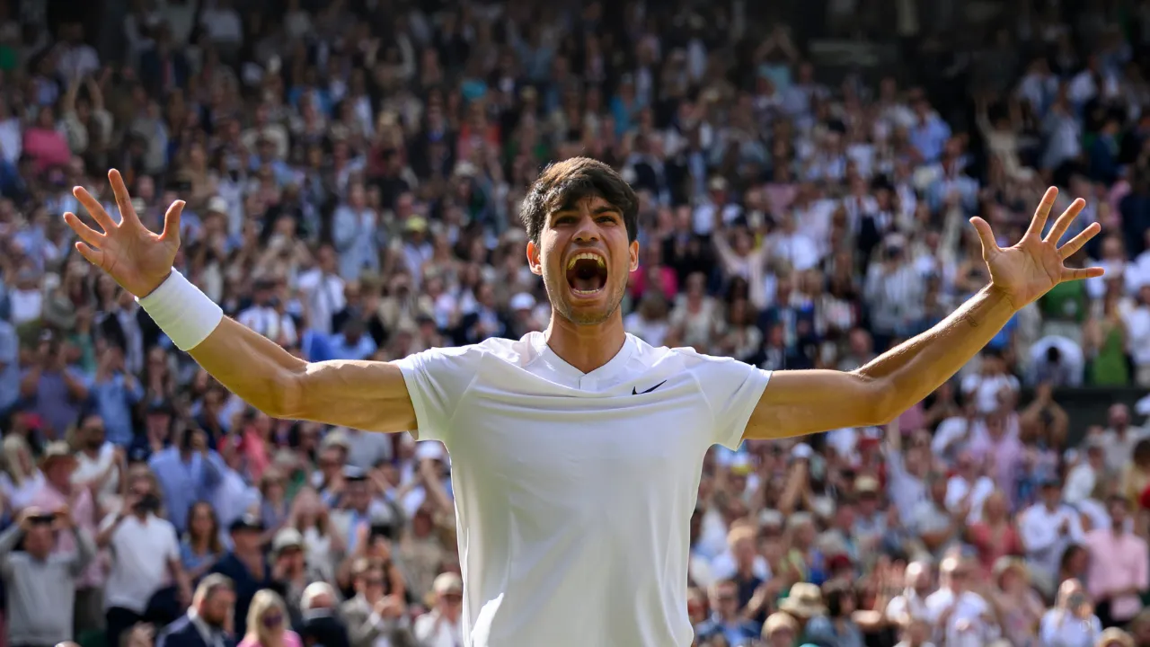 Carlos Alcaraz defeats Novak Djokovic in Wimbledon final (Source: X)