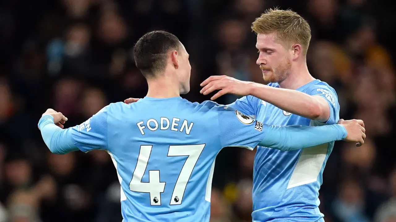 Kevin de Bruyne and Phil Foden