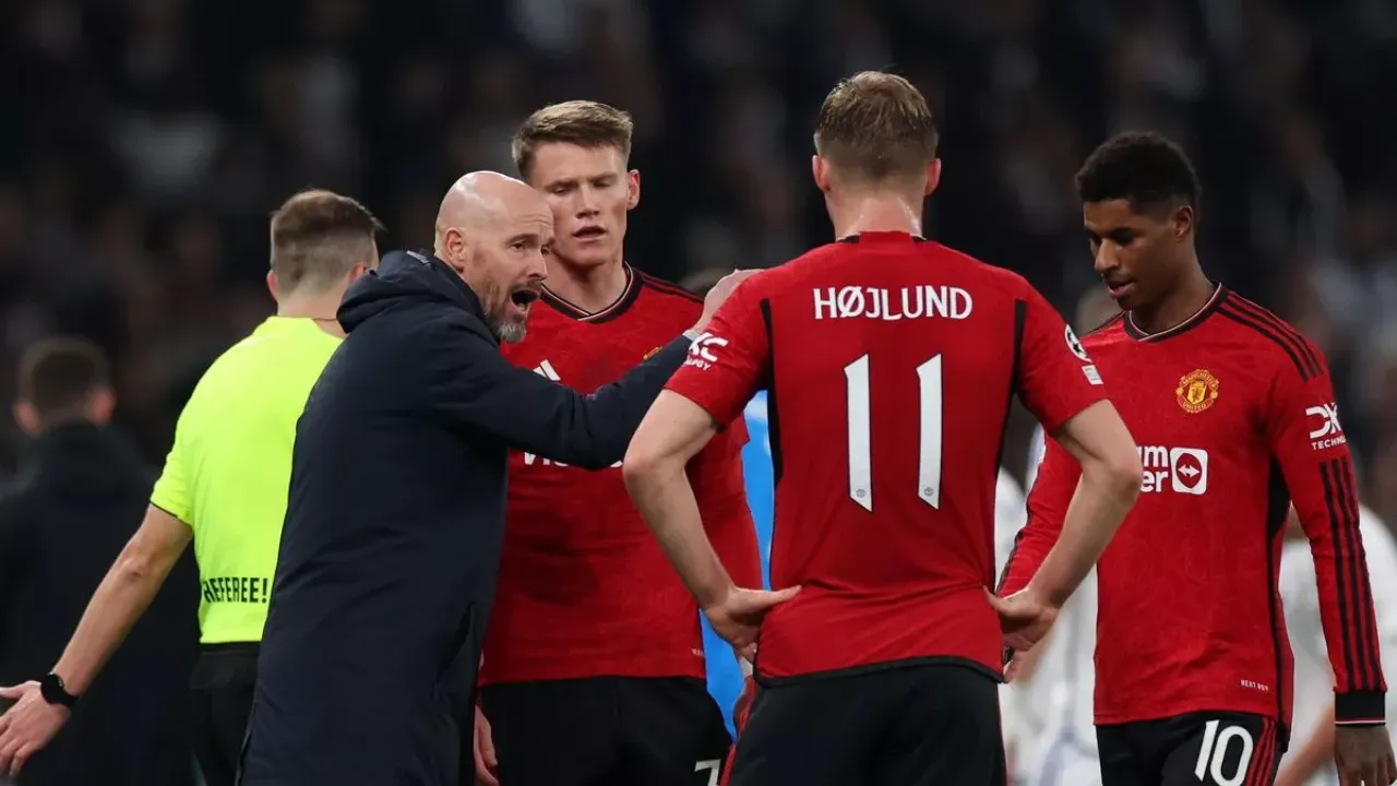 Can Erik ten Hag resolve off field issues of Manchester United players