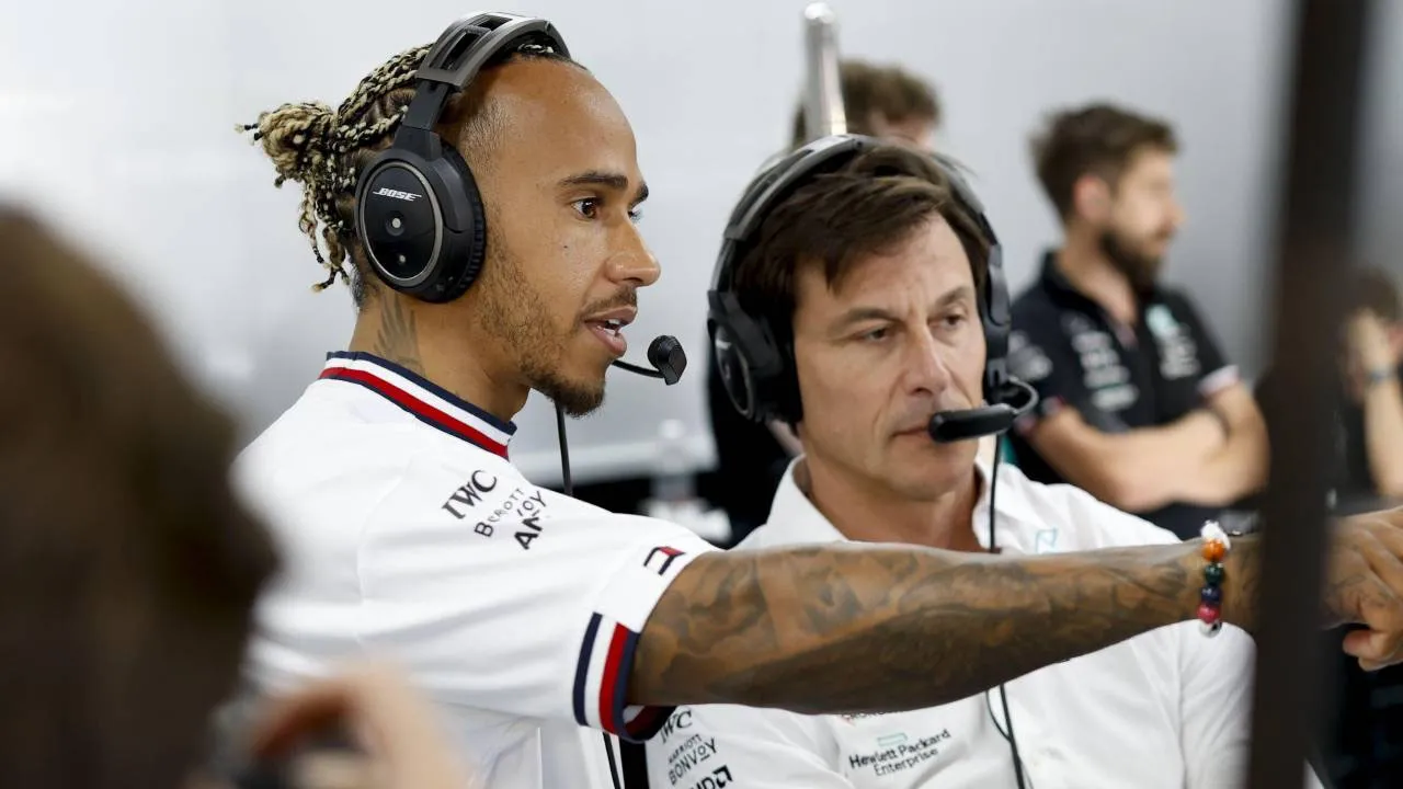 Lewis Hamilton and Toto Wolff 