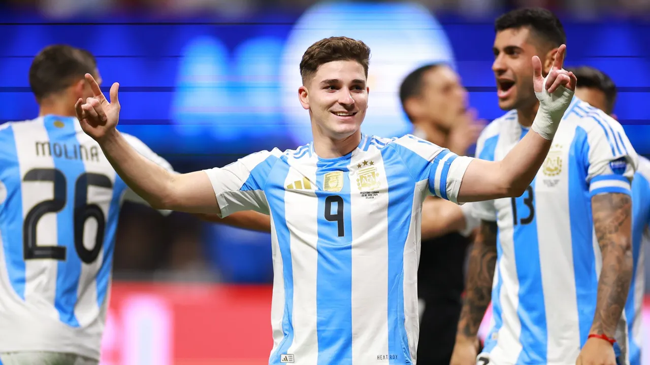 Argentina fights out 2-0 victory against Canada in Copa America 2024 