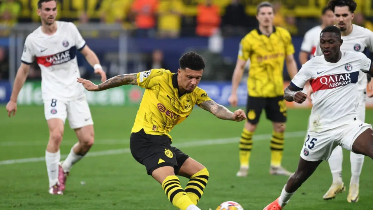 Borussia Dortmund drops shocking message asking apology about Jadon Sancho 