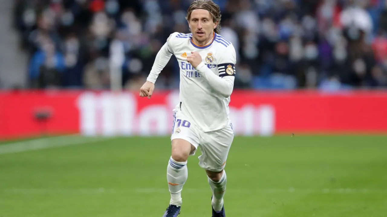 Luka Modric set to extend contract with Real Madrid