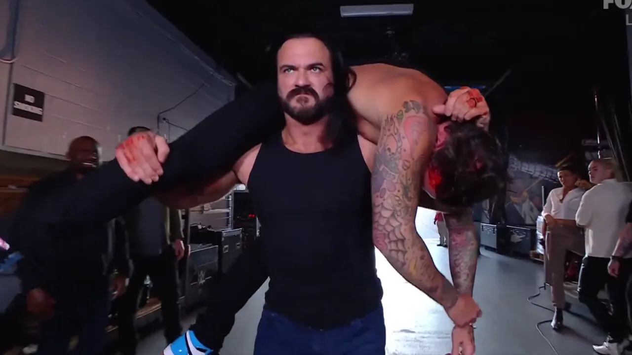 Drew McIntyre fakes quitting as he attacks CM Punk in Chicago