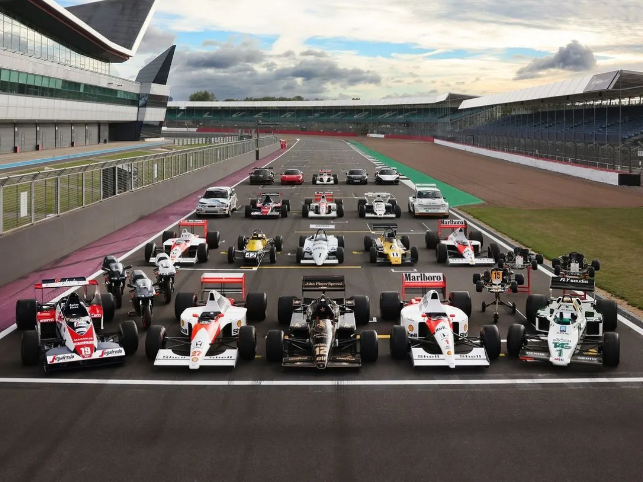Why F1 is F1(Instagram)