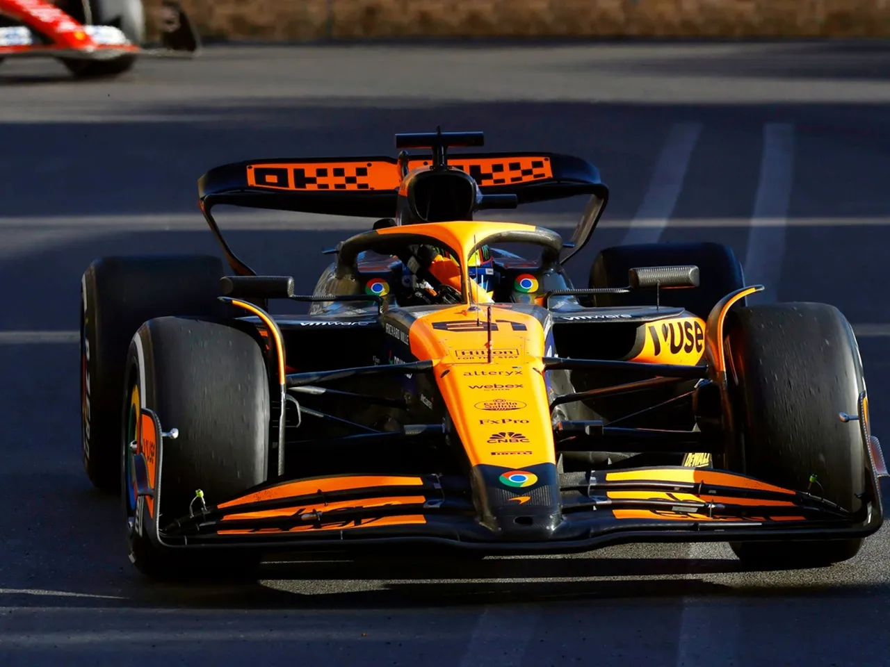 McLaren with mini-DRS