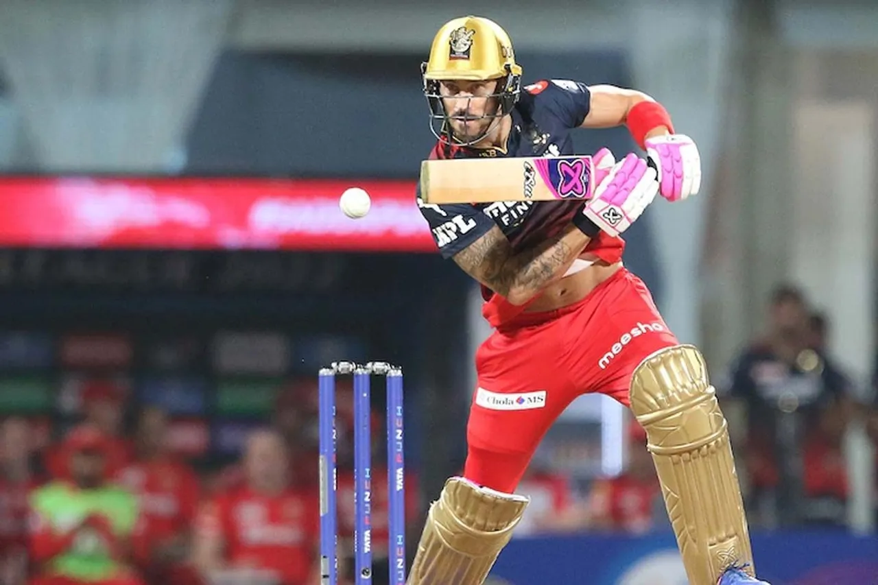RCB vs GT: मैच में बन सकते हैं 11 बड़े रिकॉर्ड, फाफ के पास 150 छक्के पूरे करने का मौका