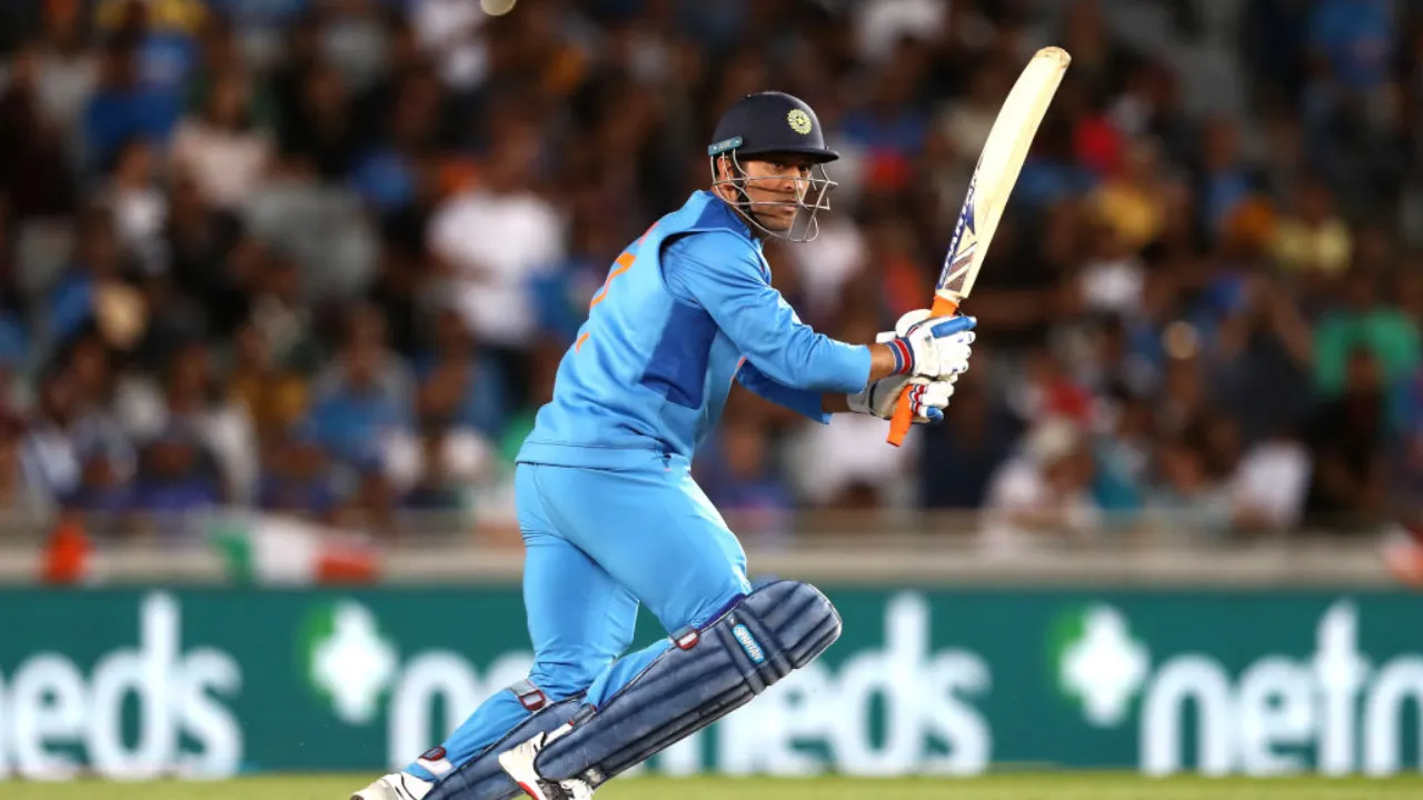 dhoni.png