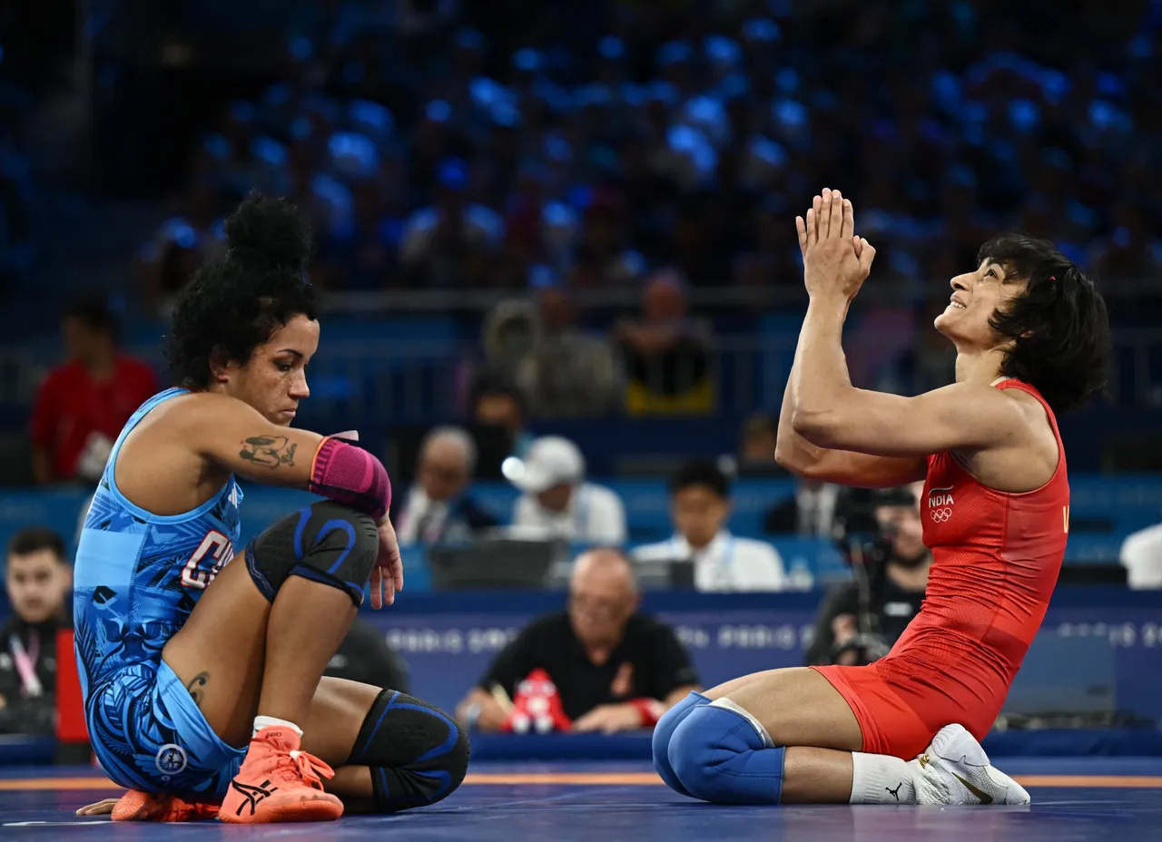 India at Paris Olympics 2024: Vinesh Phogat -sportzpoint.com