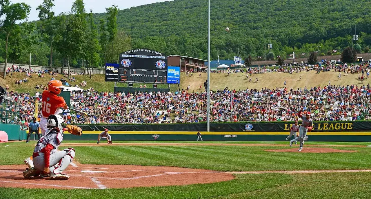 How to Start Your Own Local Baseball League - sportzpoint.com