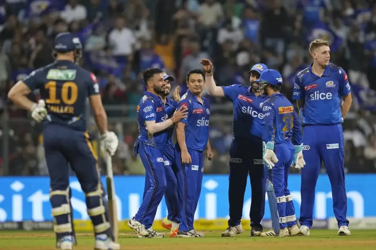 IPL 2023 Points Table | IPL 2023 Points Table: Mumbai Indians climbed to the third position after registering a victory over the table topper Gujarat Titans | Sportz Point