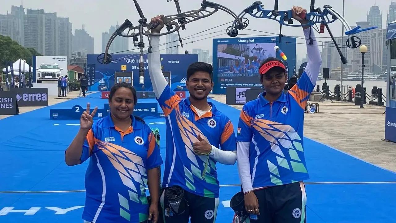 Archery World Cup 2023: Ojas Deotale, Jyothi Surekha win second World Cup gold after defeating Koreans | Sportz Point