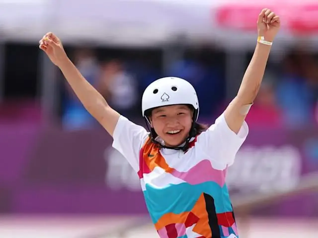 Olympic Record: 13-year-old NISHIYA Momiji wins first-ever women's street skateboarding gold