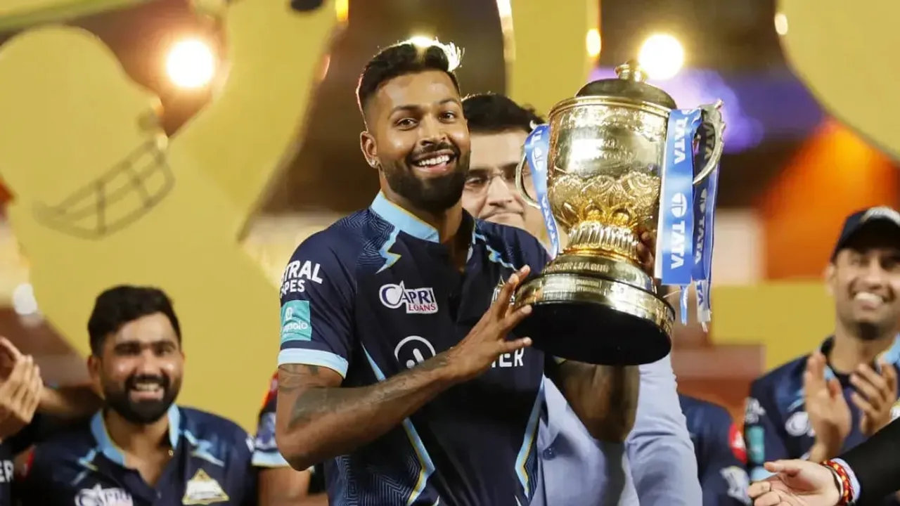 Hardik Pandya IPL Trophy 2022 | SportzPoint.com