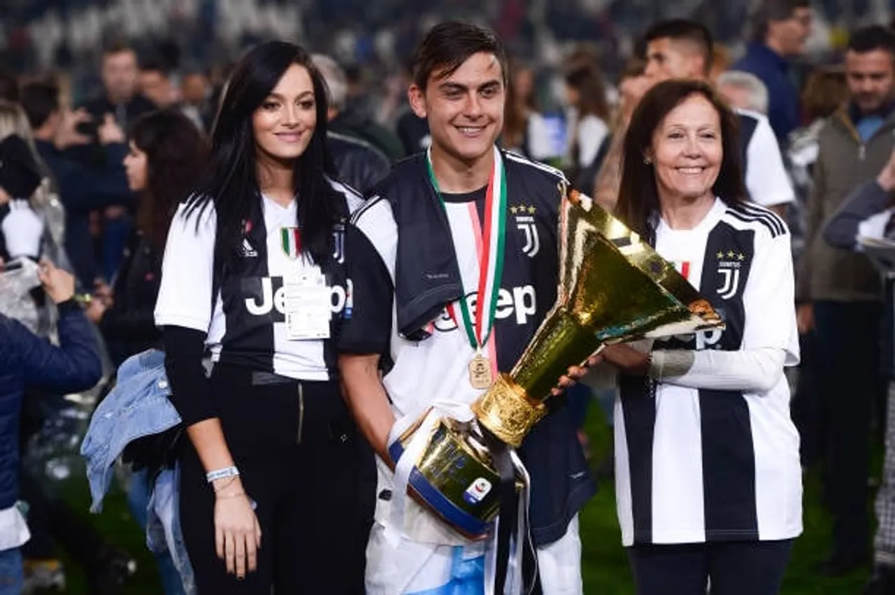 Paulo Dybala proposed to his Girlfriend for Marriage