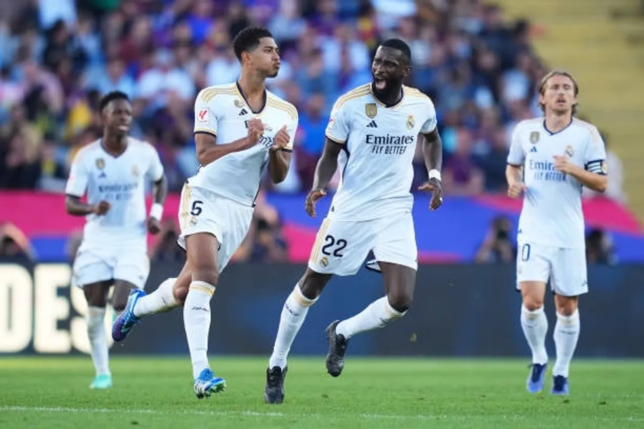 La Liga 2023-24: Barcelona vs Real Madrid Highlights | Bellingham scored a brace as Los Blancos came back from 0-1 down to win it by 2-1 in the El Classico