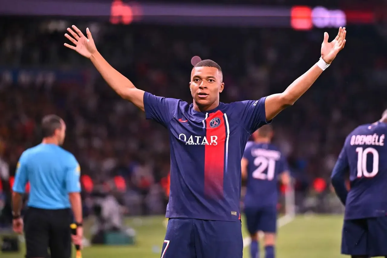 Kylian Mbappe | Kylian Mbappe to stay in Paris Saint Germain this season | Sportz Point