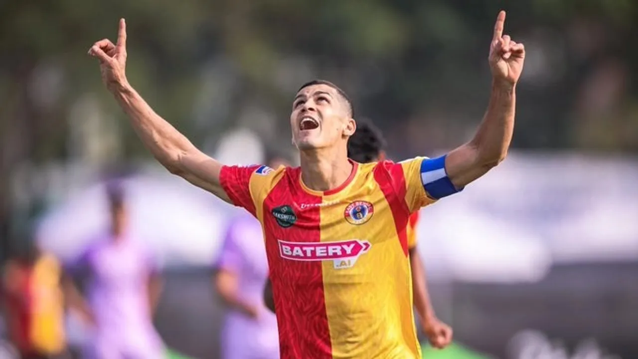 East Bengal vs Hyderabad: Cleiton Silva's brace helps the Red & Gold Brigade earn three points against Hyderabad