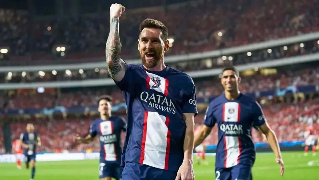Lionel Messi Cover |Sportz Point