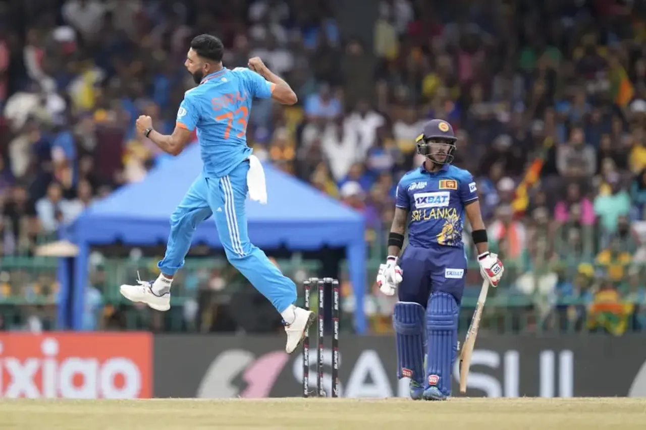 Asia Cup 2023 | Asia Cup 2023 Final: Mohammed Siraj takes 4 wickets in a single over to put India on top | Ball by ball detail of that insane over from Siraj | Sportz Point