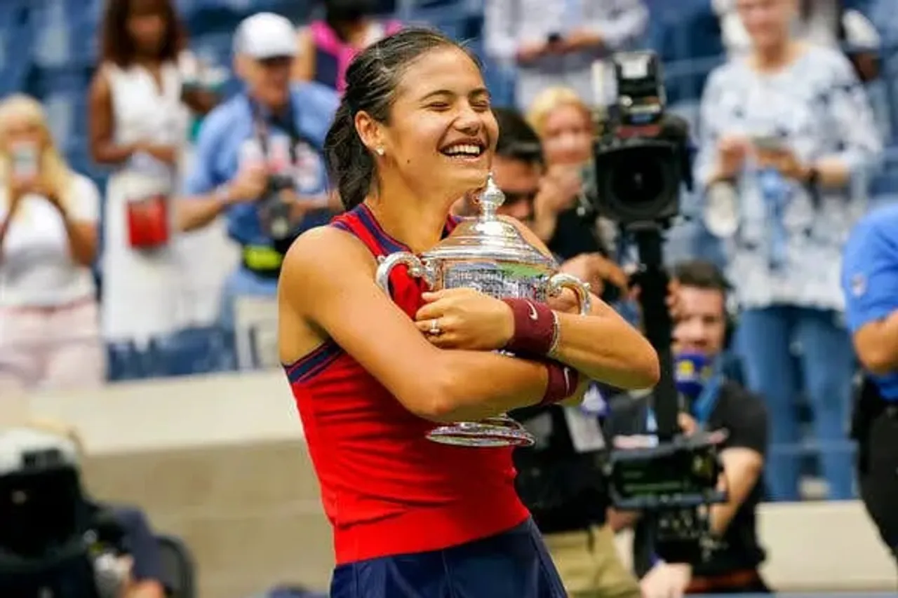 Emma Raducanu wins her debut US Open | SportzPoint.com