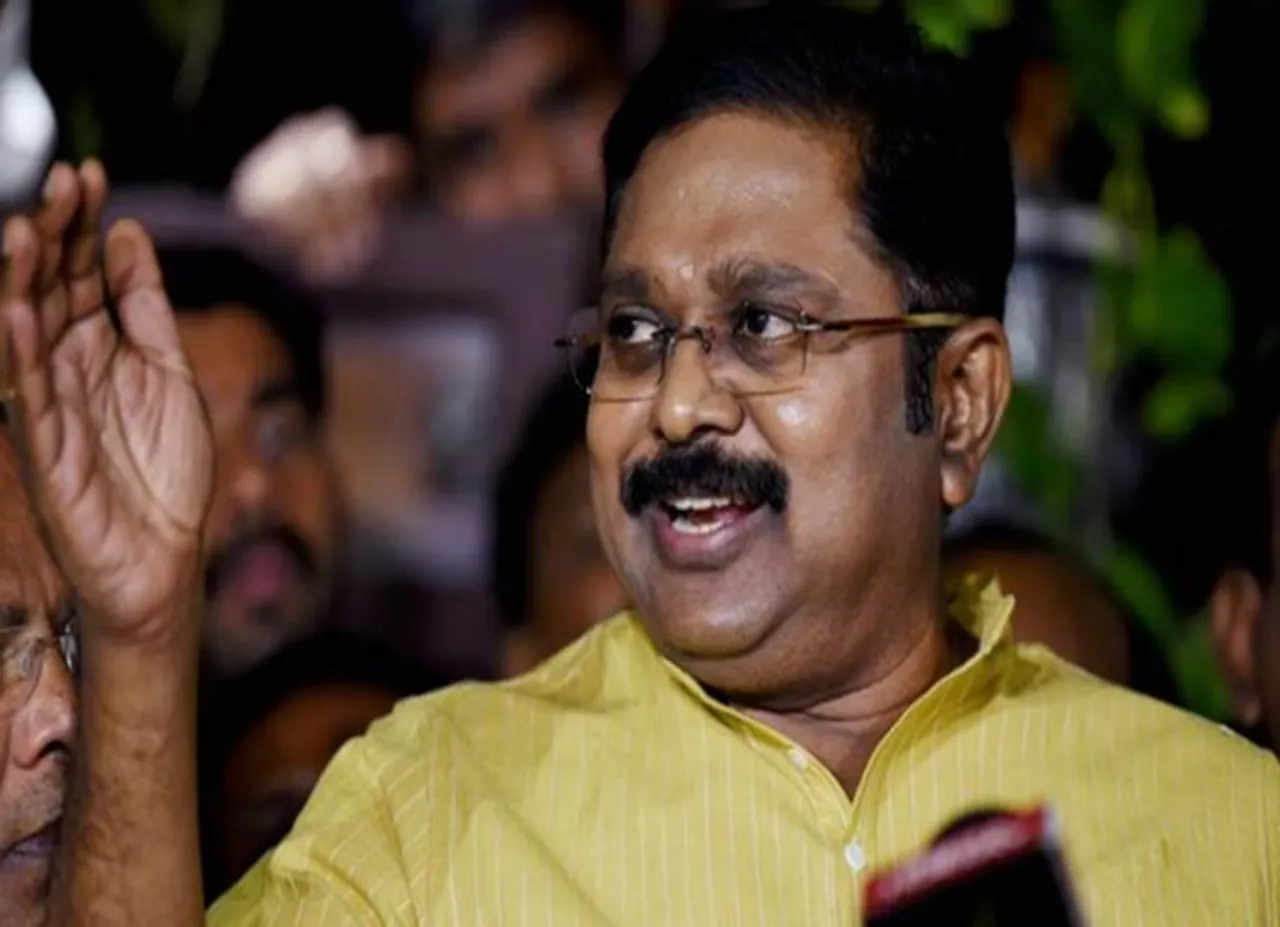 TTV Dhinakaran, ADMK Merger