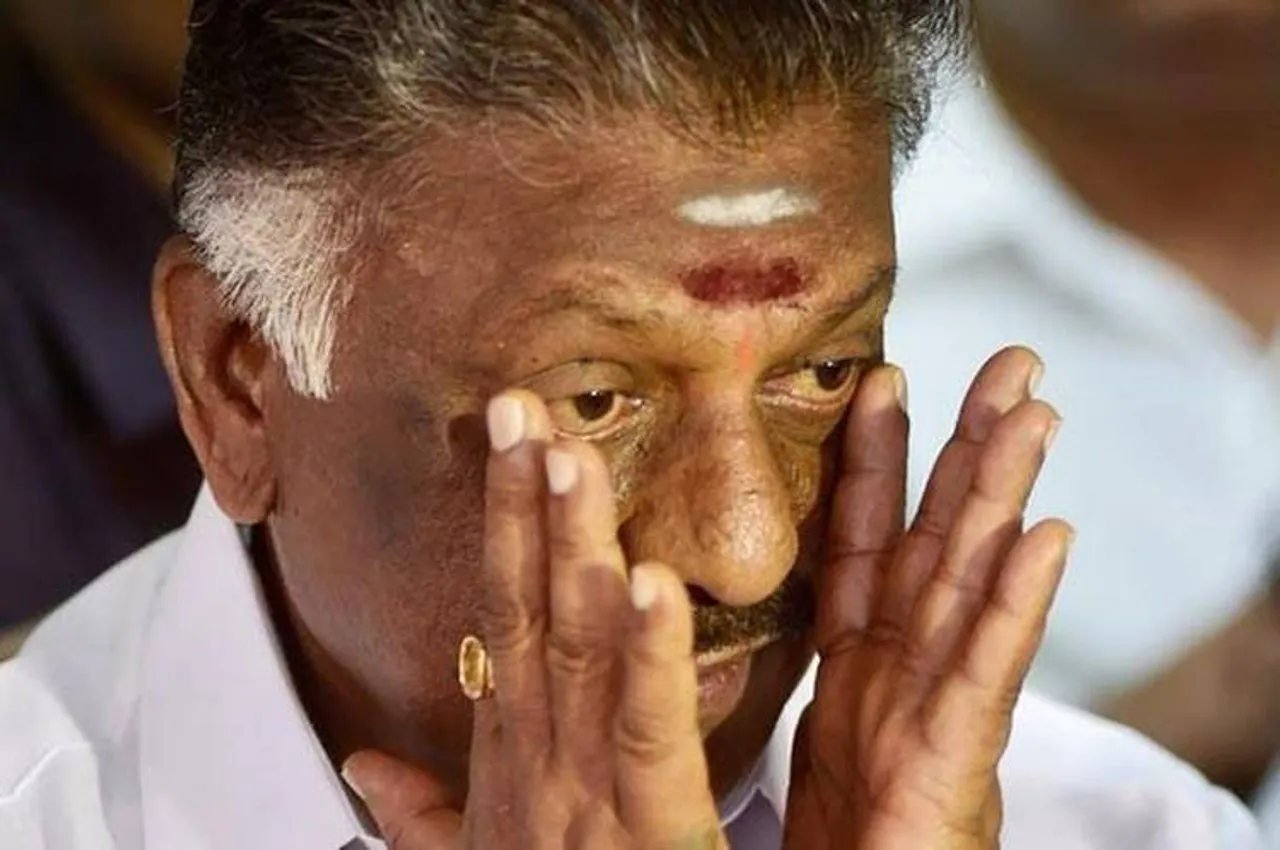 Tamil Nadu AIADMK MLAs disqualification case, karnataka crisis, supreme court of india, ஓ.பன்னீர்செல்வம் வழக்கு