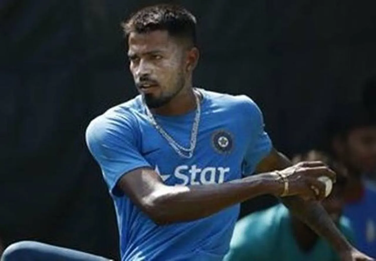 kapildev praises Hardik Pandya, hardik pandya better allrounder than kapildev, 2019 world cup cricket, kapildev, hardik pandya