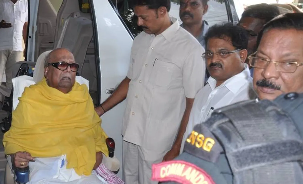 m.karunanidhi, dmk, mk stalin, mk azhagiri, actor vikram