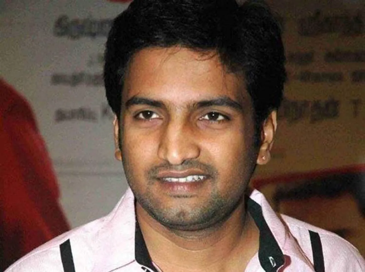 actor santhanam, chennai high court, criminal case against actor santhanam, anticipatory bail for actor santhanam