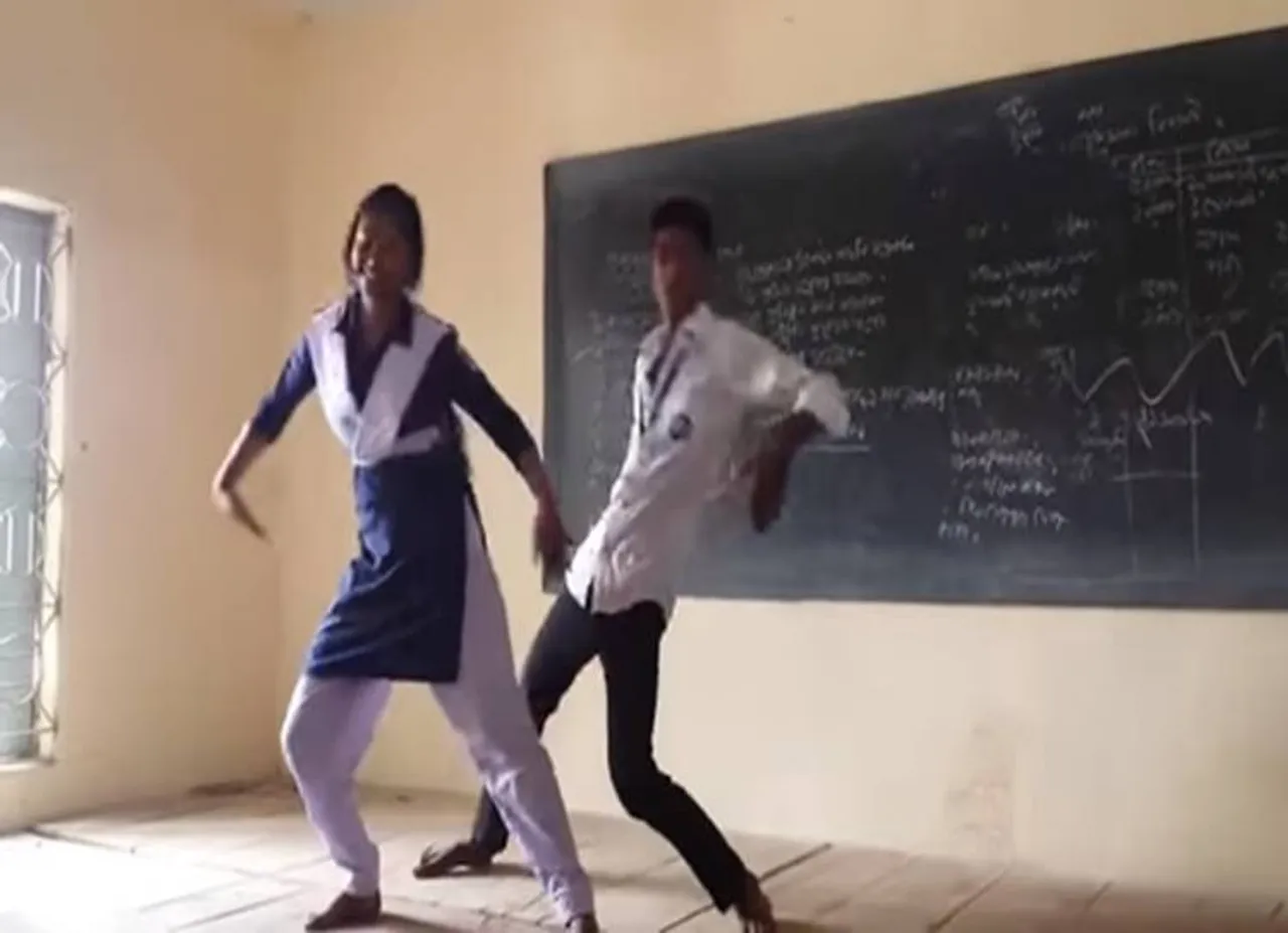 schools, classrrooms,classroom dance, dance, dance floor, talents, students