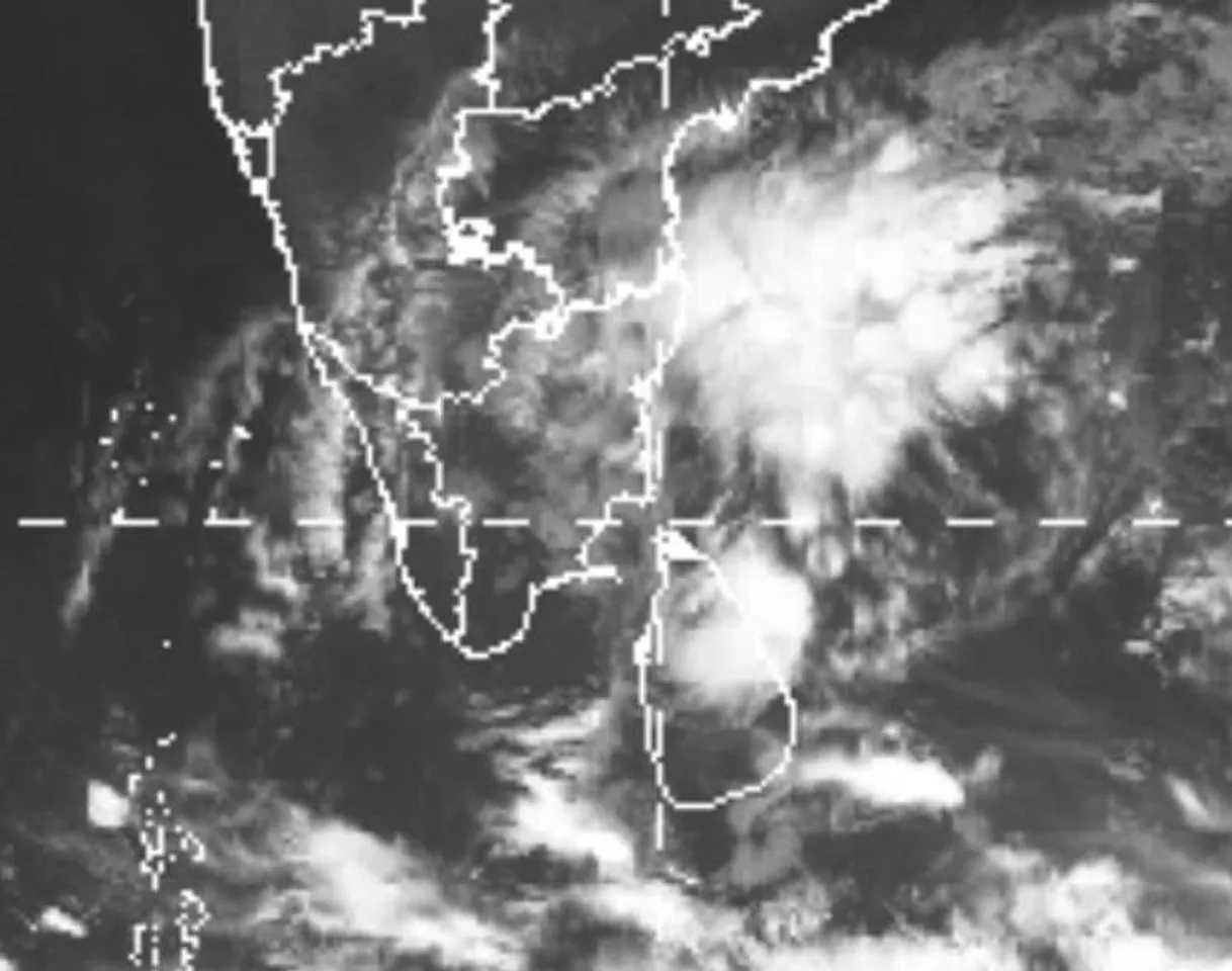 heavy rain in tamilnadu, heavy rain in southern districts, chennai meteorological centre