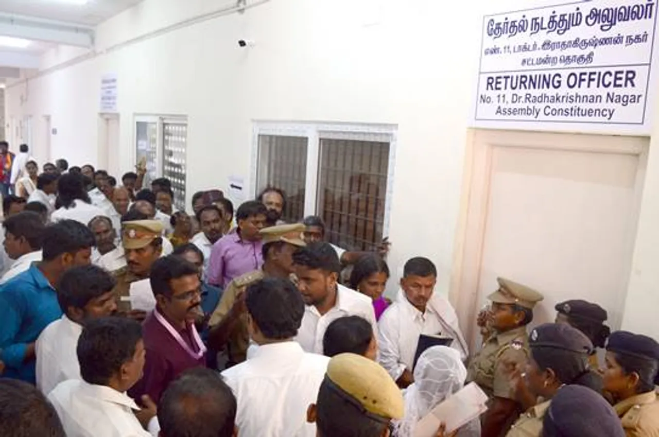 vishal, rk nagar, aiadmk, 145 nominations filed, by election, aiadmk, 107 nominations in final day