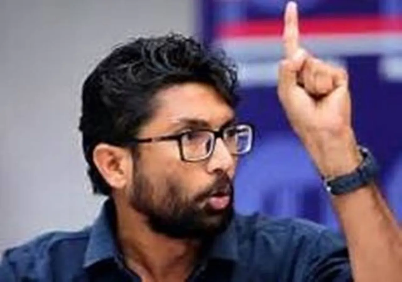 Jignesh Mevani, Chennai Press Boycott, Republic TV