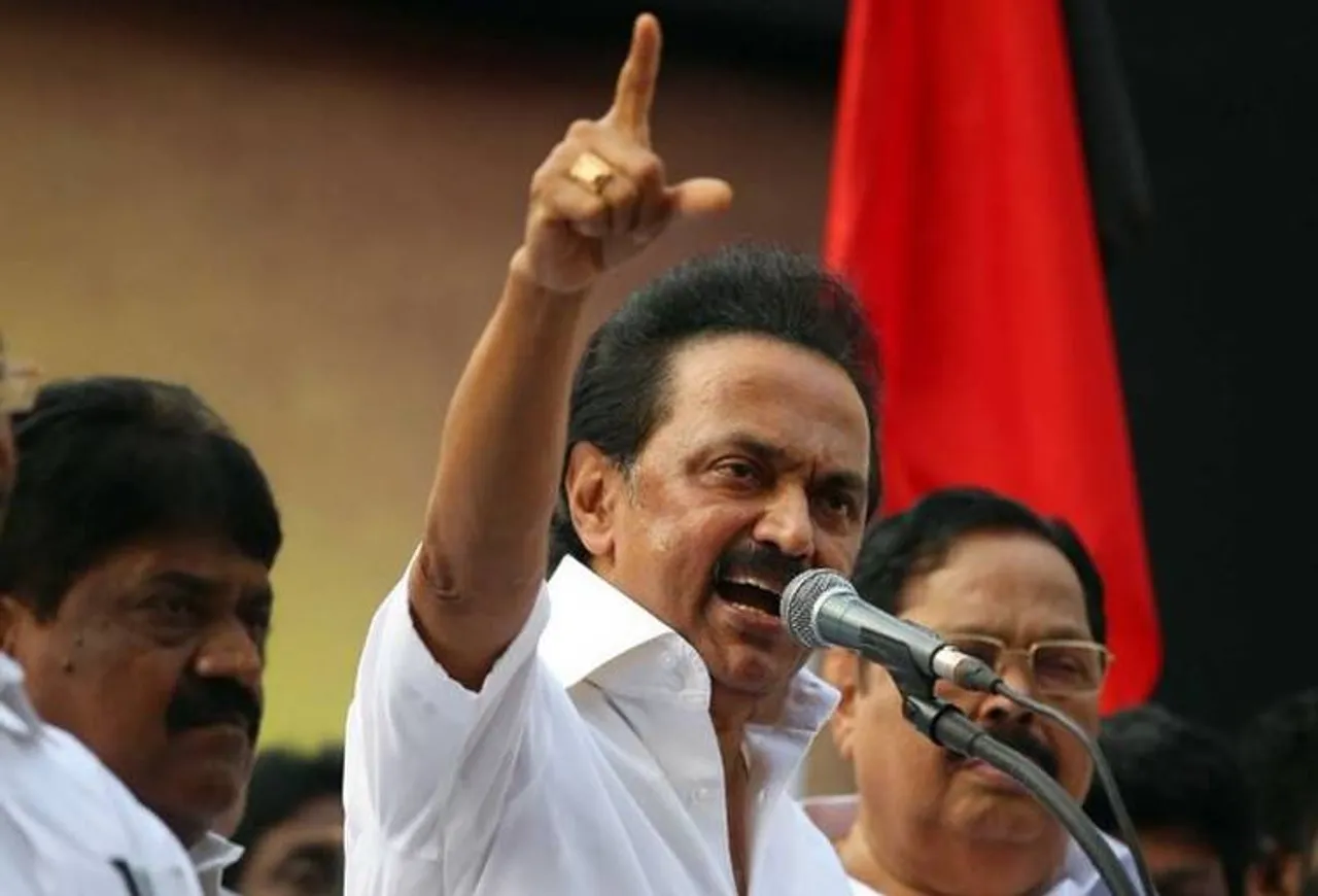 mk stalin human chain