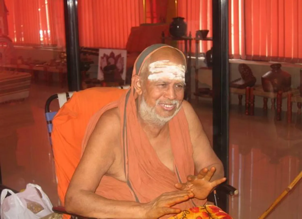 Jayendra_Saraswathi