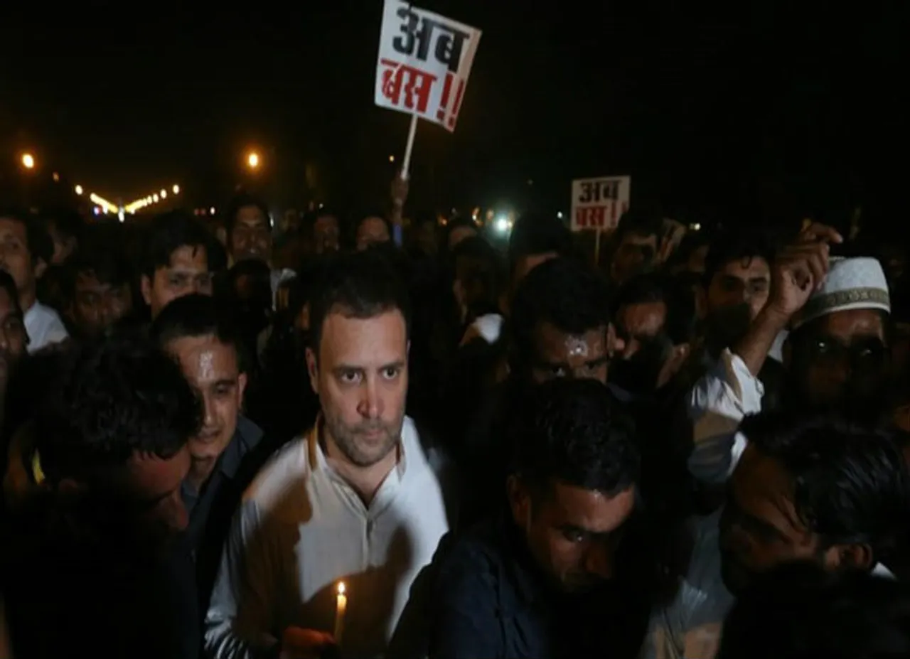 rahul-gandhi-candlelight-march