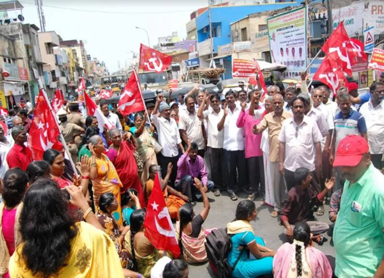 மத்திய அரசைக் கண்டித்து மார்க்சிஸ்ட் கம்யூனிஸ்ட் கட்சியினர் சாலை மறியல்!