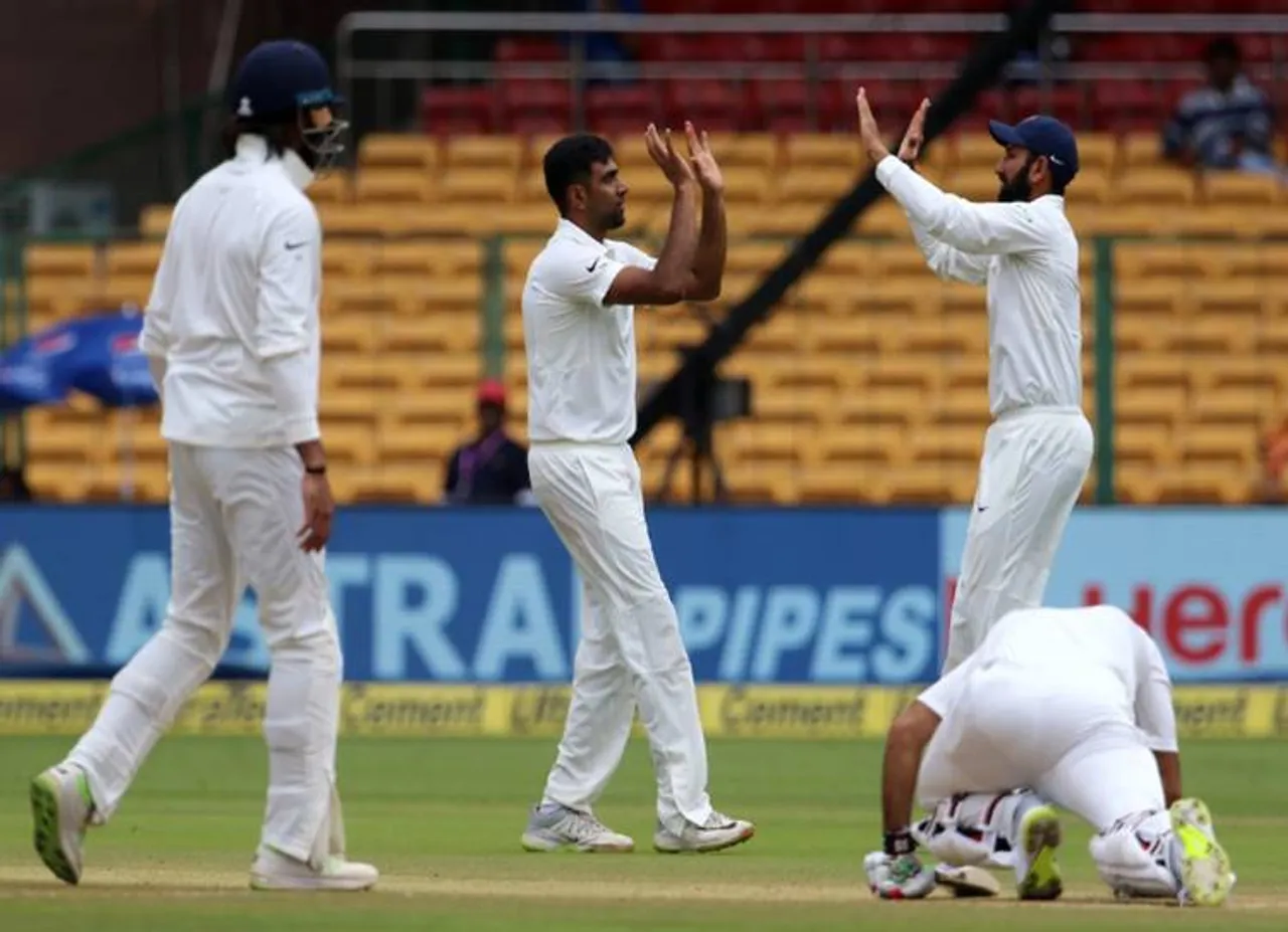 India vs Afghanistan Test Day 2: ஆப்கன் அணியை சுருட்டிய இந்திய பவுலர்கள்! அஷ்வின் புதிய சாதனை!