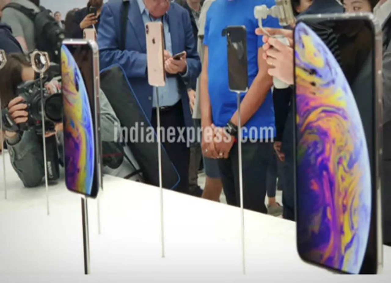 iPhone XS, iPhone XS Max launch