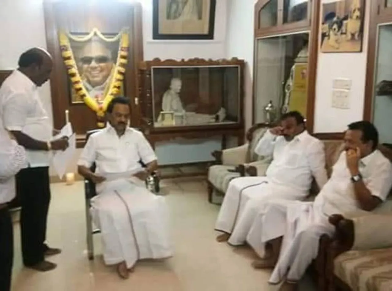 Gopalapuram House, MK Stalin Meets DMK Workers, கோபாலபுரம் இல்லம், மு.க.ஸ்டாலின், மு.க.ஸ்டாலின் தொண்டர்கள் சந்திப்பு