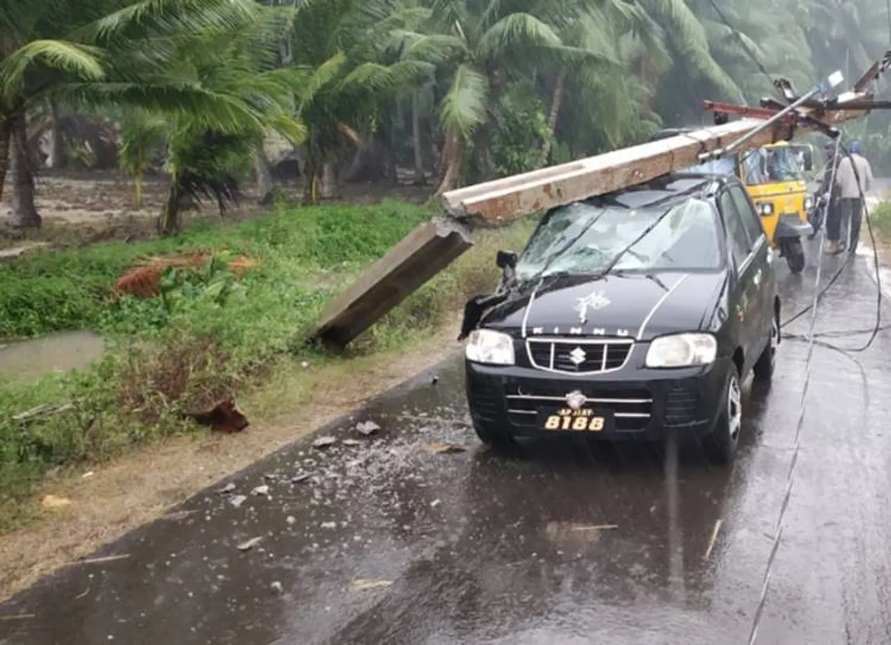 பெய்ட்டி புயல்: 80 கி.மீ வேகத்தில் வீசிய காற்று, 7 மாவட்டங்களை புரட்டிப் போட்ட சோகம்!