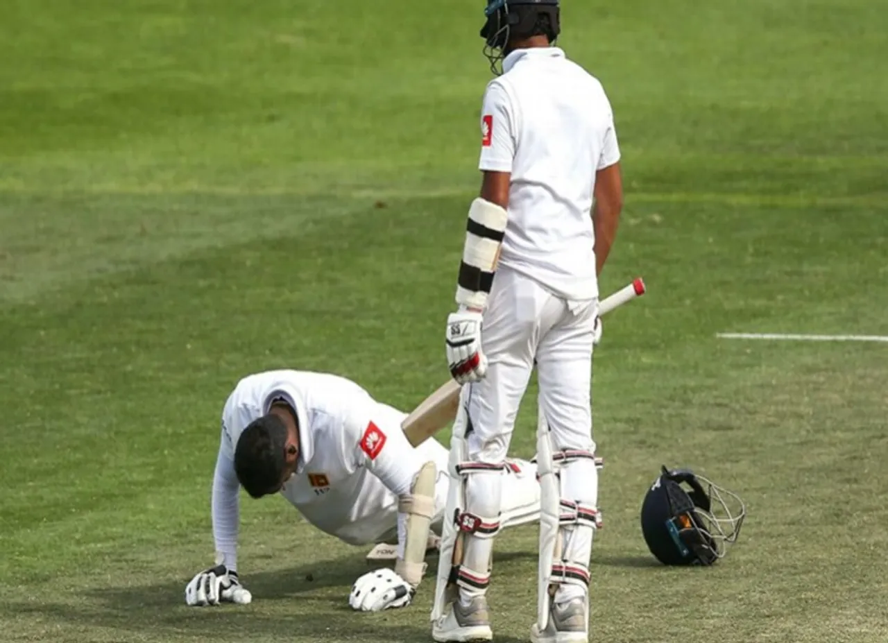 Mathews makes a statement with push-ups celebration - இலங்கை vs நியூசிலாந்து, ஏஞ்சலோ மேத்யூஸ்