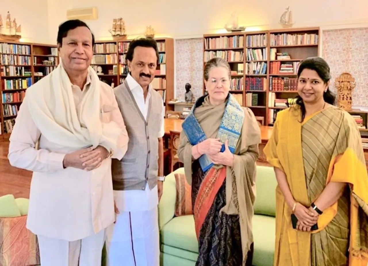 Latest Tamil News Live Updates, Sonia with MK Stalin