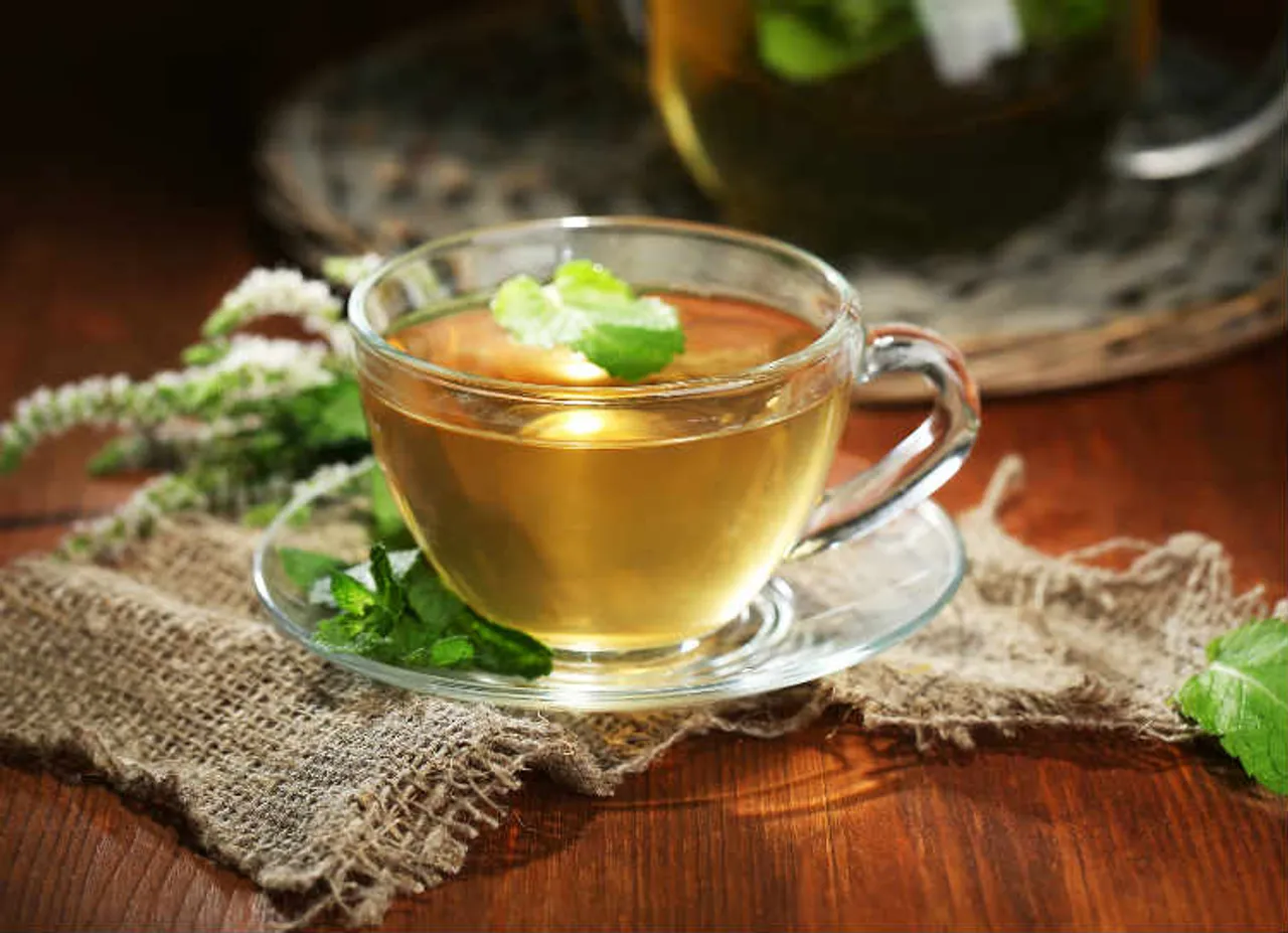 5 Herbal Tea Recipes