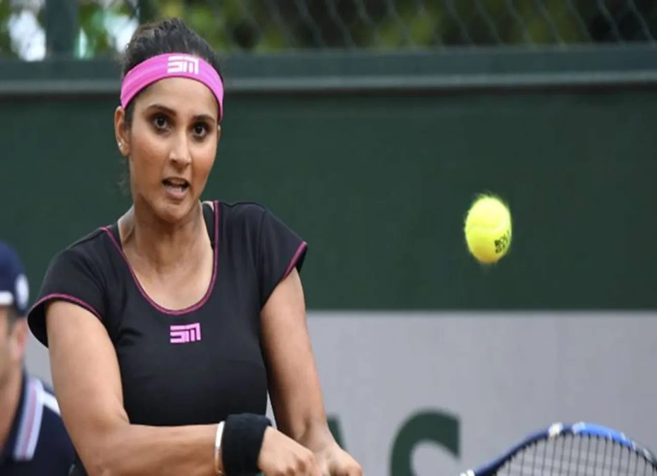 sania mirza tweet about Pulwama attack - 'நாட்டுப்பற்றை நிரூபிக்க மாடியில் நின்று அலற முடியாது'! - விமர்சனங்களை விளாசும் சானியா மிர்சா