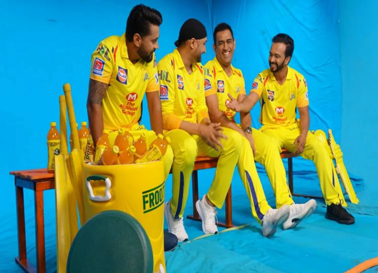 IPL 2019 Chennai super kings dhoni kedar jadhav - IPL 2019: இது சென்னை சூப்பர் கிங்ஸ்! சேட்டையைத் துவக்கிய தோனி & கோ!