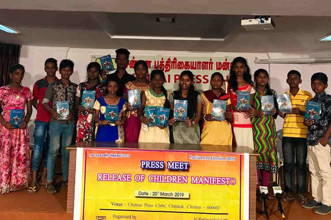 Children's Election Manifesto, Arunodhaya center, Unicef, Parliment Election 2019, Lok Sabha Elections 2019, Street Children, Chennai Street Children - அருணோதயா, யூனிசெப், குழந்தை தொழிலாளர்கள், நாடாளுமன்ற தேர்தல், மக்களவை தேர்தல், எடப்பாடி கே பழனிசாமி, ஸ்டாலின். திமுக, அதிமுக